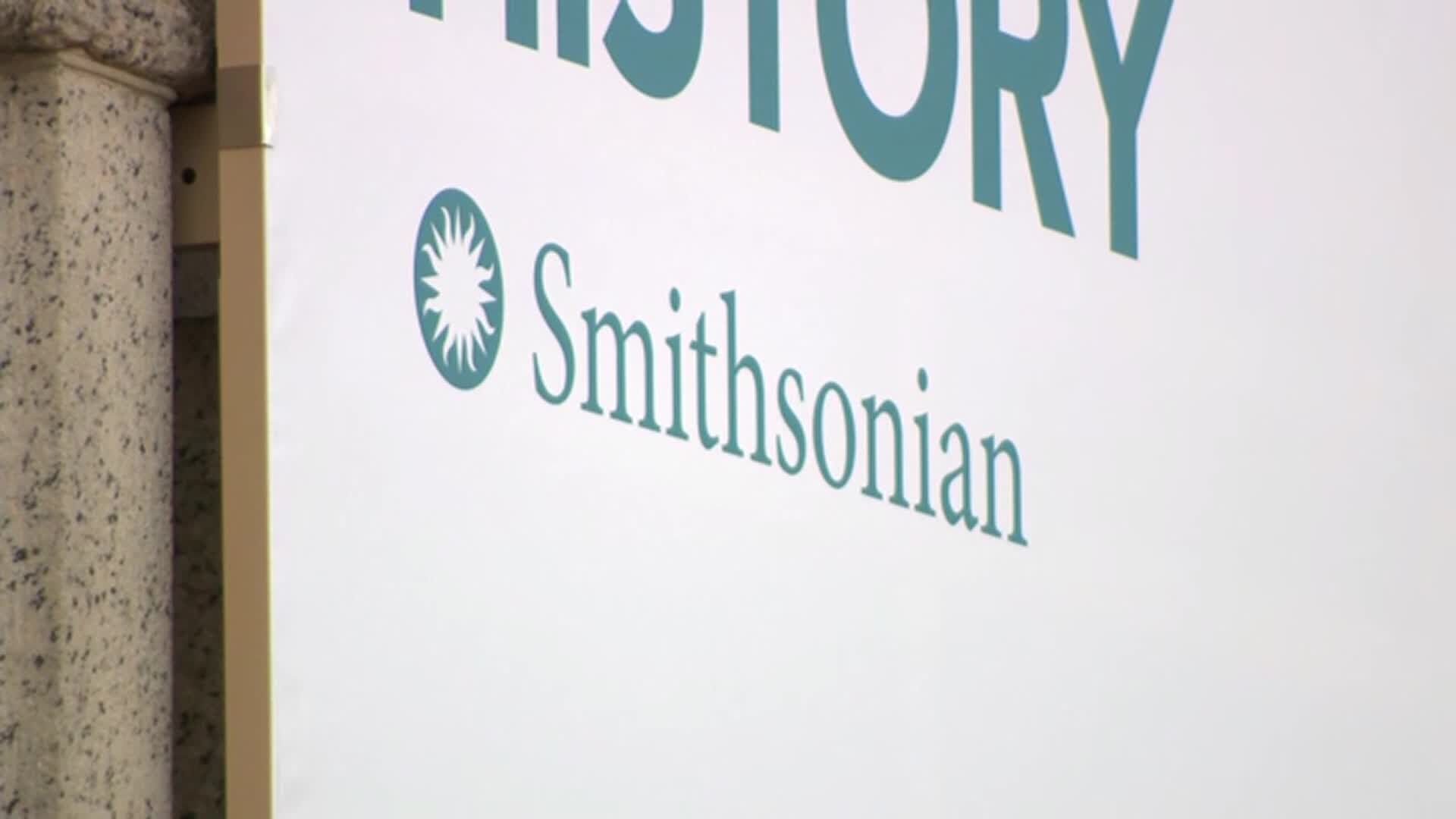 RAW: SMITHSONIAN RESTORES TRUMP TO IMPEACHMENT DISPLAY